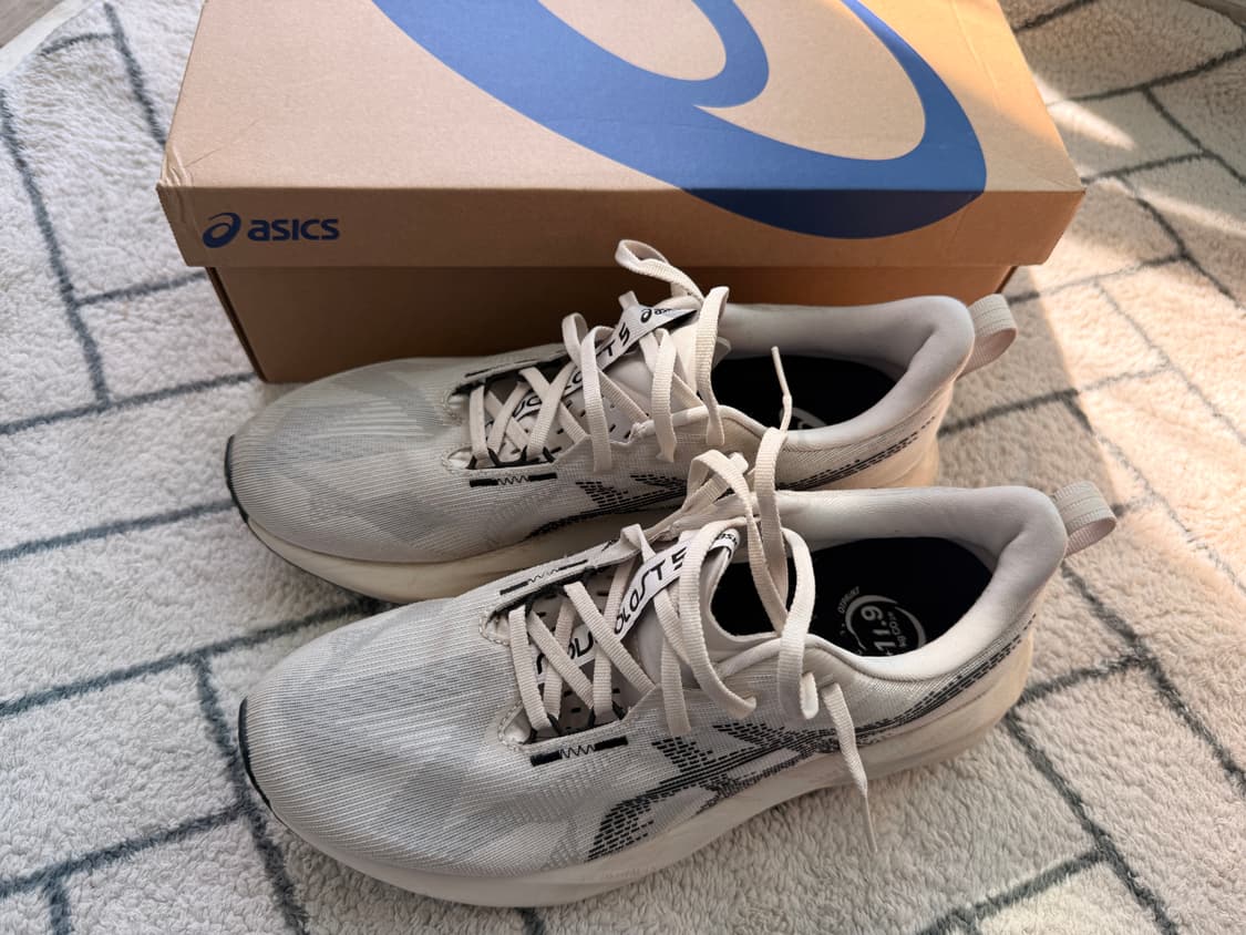 아식스 노바블라스트5 오트밀 280사이즈 상품이미지2