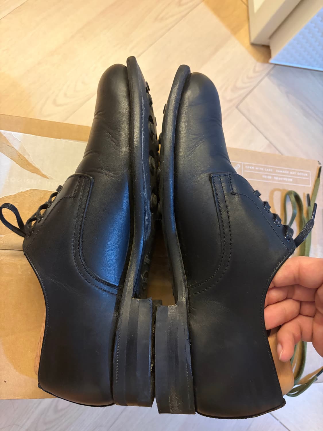 샌더스 BGS 더비(uk7.5/265) 판매 또는 uk8사이즈 교환 상품이미지3