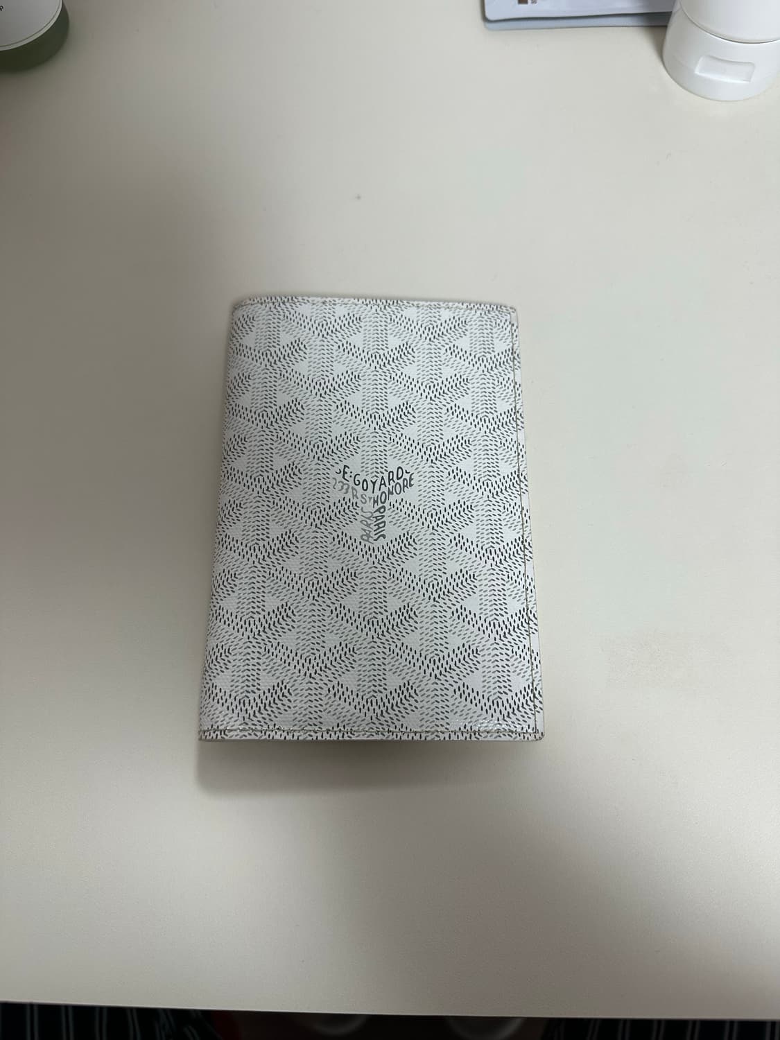 고야드 여권지갑 화이트 판매합니다😄 상품이미지1