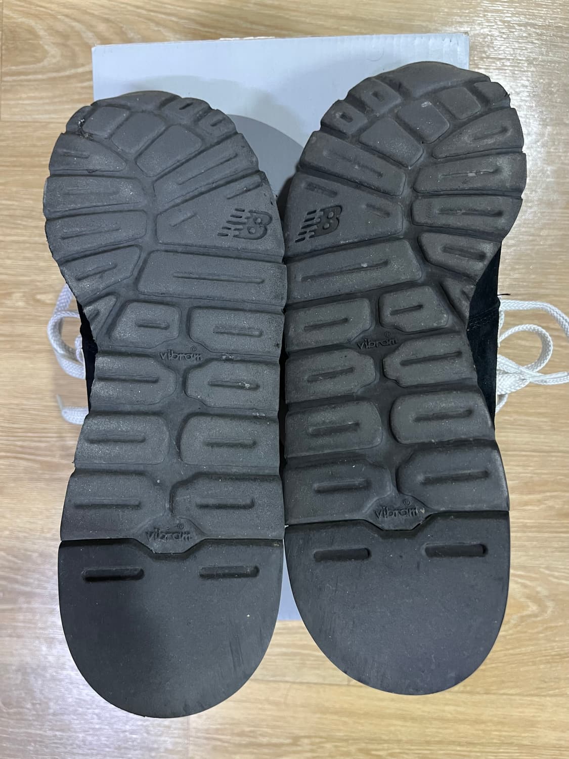 뉴발란스 990v1 블랙 260 상품이미지5