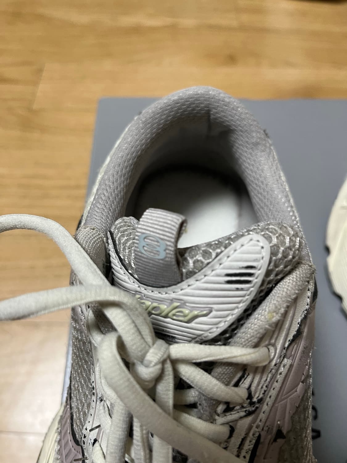 [41] 발렌시아가 스테이플러 상품이미지3