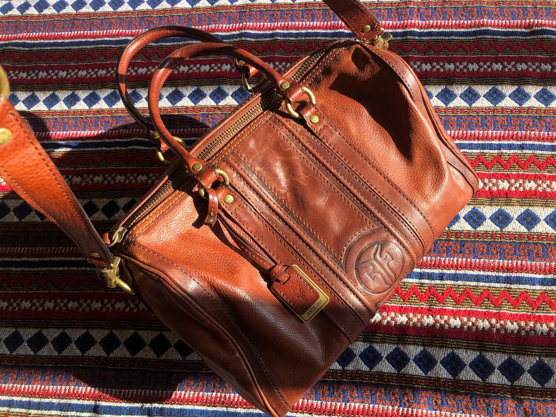 프라이 브라운 레더 보스턴백 상품이미지6