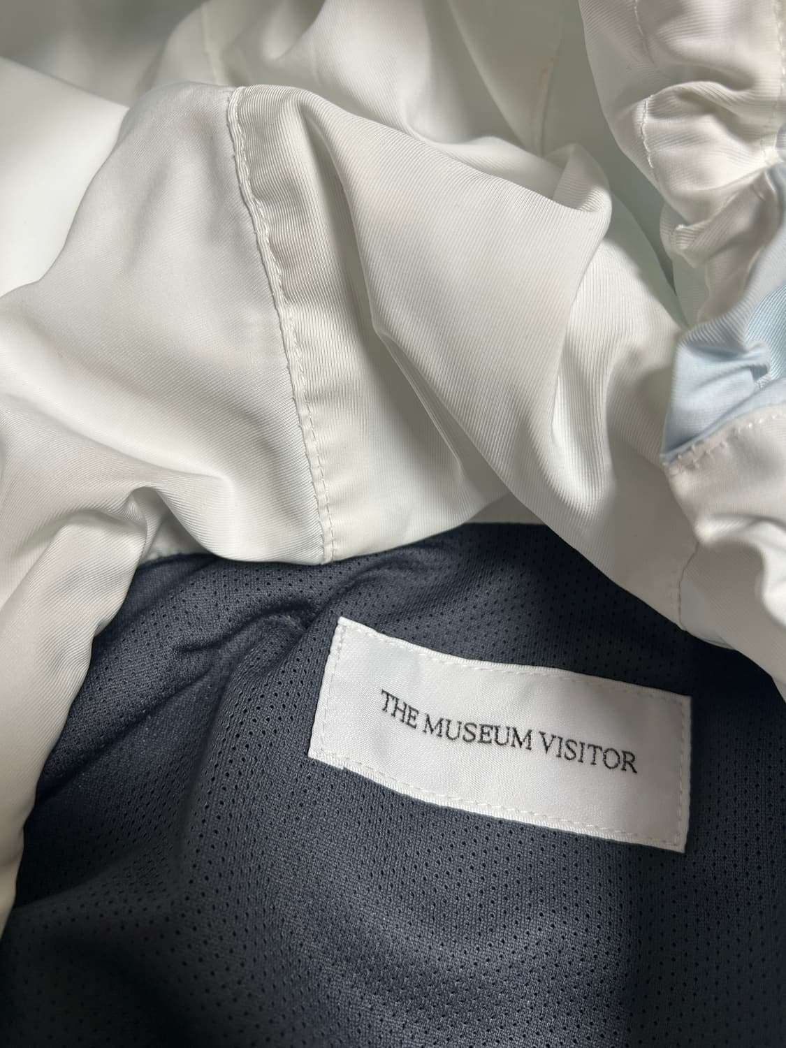 더뮤지엄비지터  아노락 상품이미지6