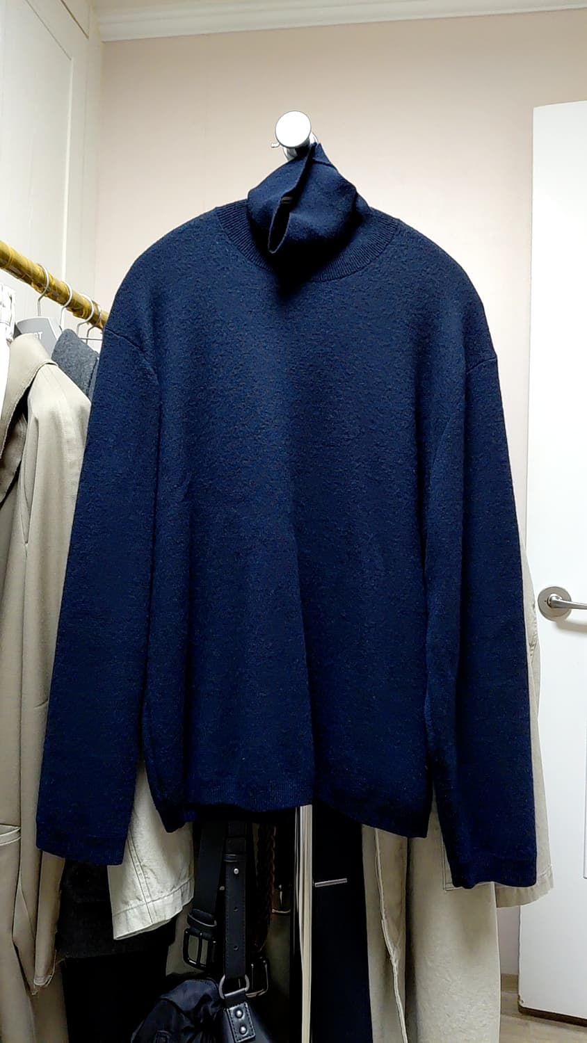 무탠다드 미니멀 터틀넥 니트 네이비 상품이미지2