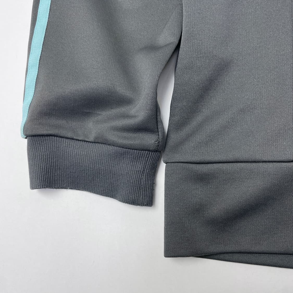 [중고] 아디다스 삼선 져지 그레이 스카이블루 상품이미지5