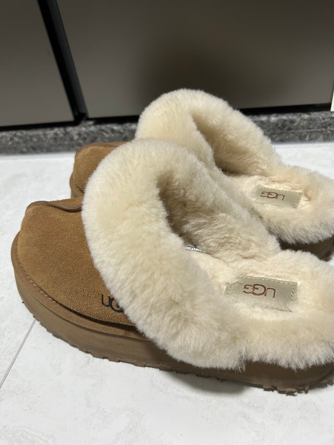 Ugg disquette 250mm 상품이미지2