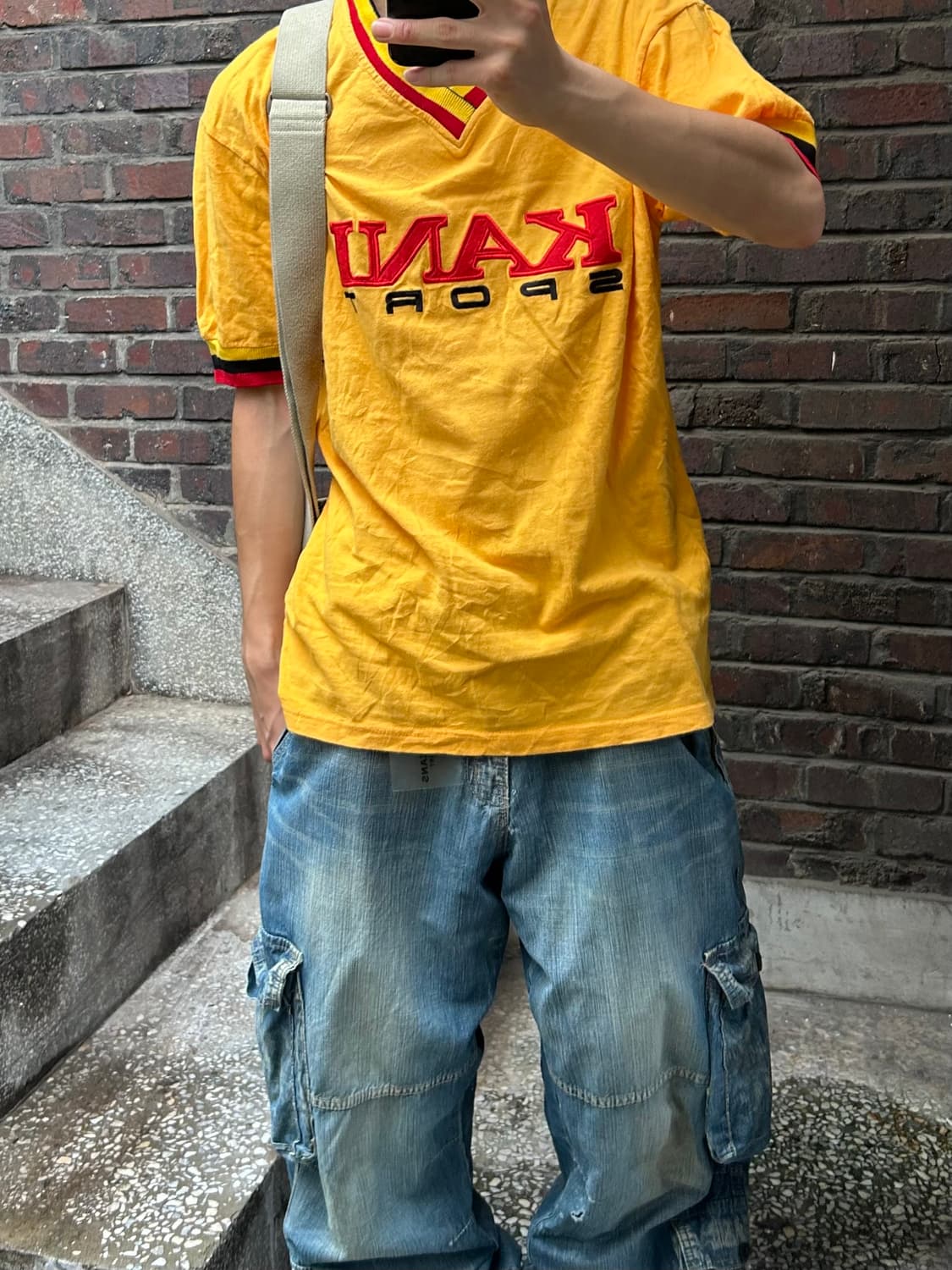 *rare* 빈티지 90s 칼카니 올드스쿨 옐로우 레터링 티셔츠 상품이미지1