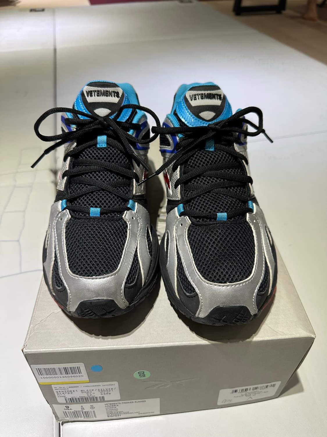 베트멍 스파이크러너 상품이미지1