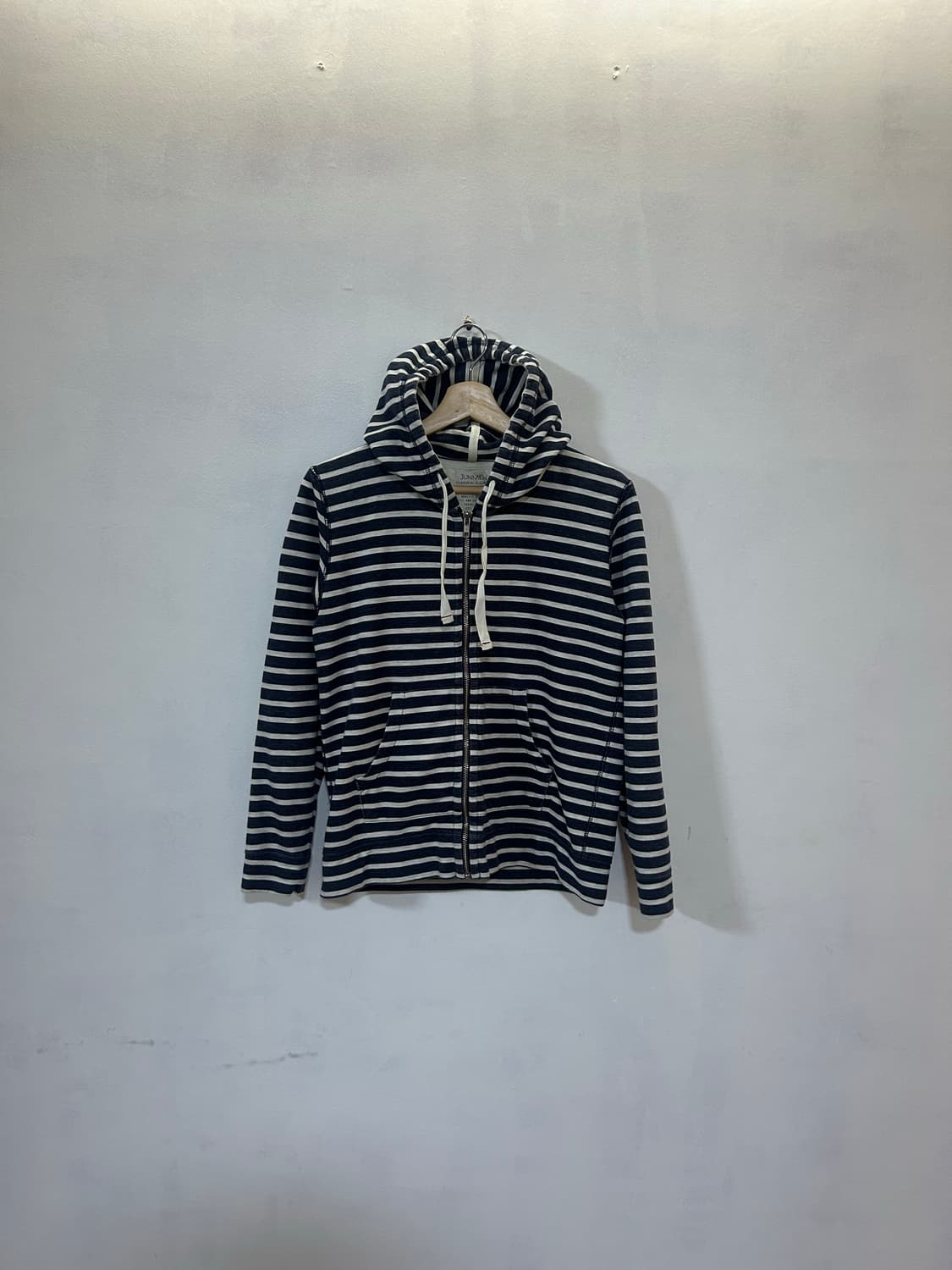 Stripe Hoodie zip-up 상품이미지1