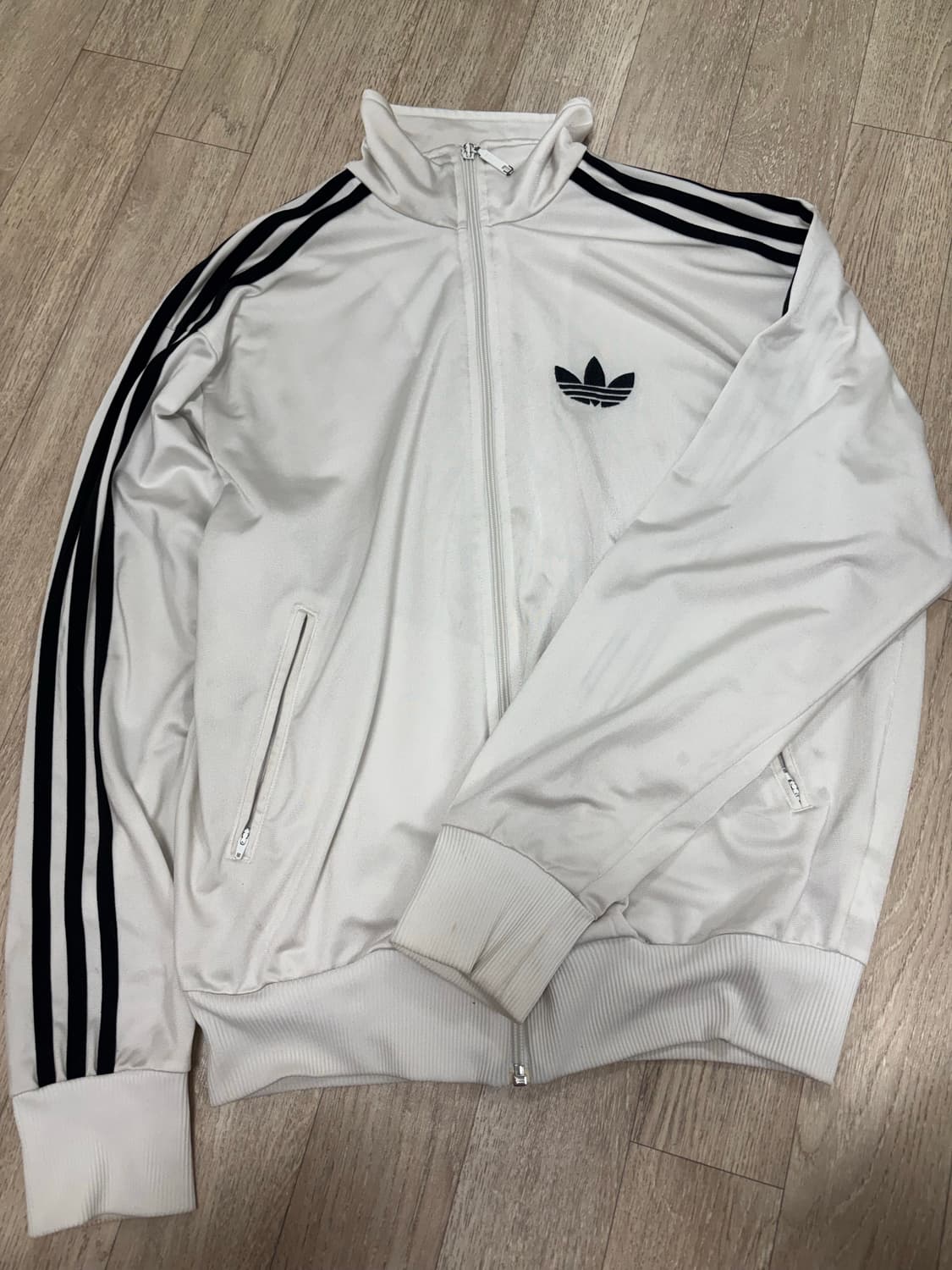 아디다스 구파이어버드 흰검 상품이미지1