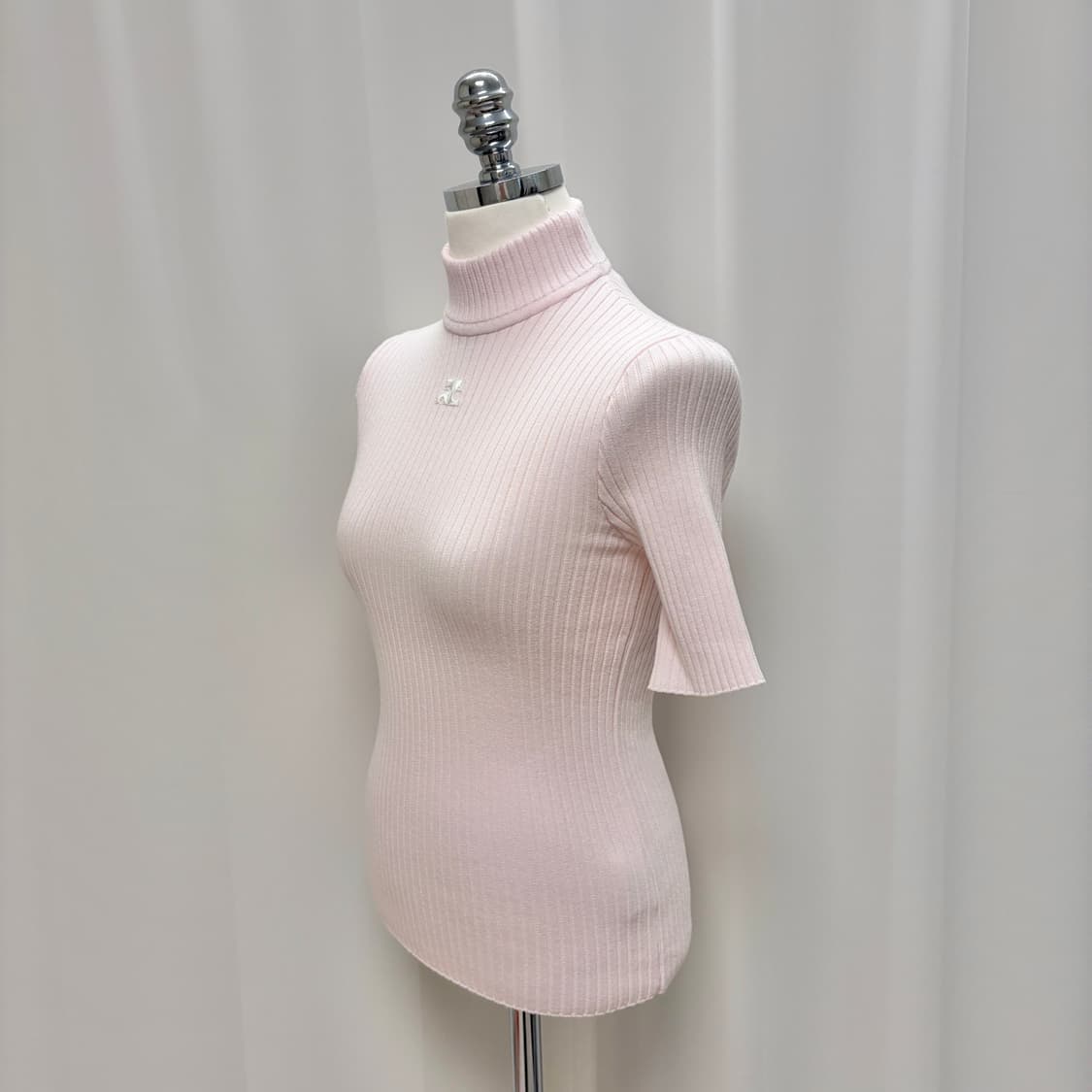꾸레쥬 핑크 골지 반팔 니트 상품이미지5