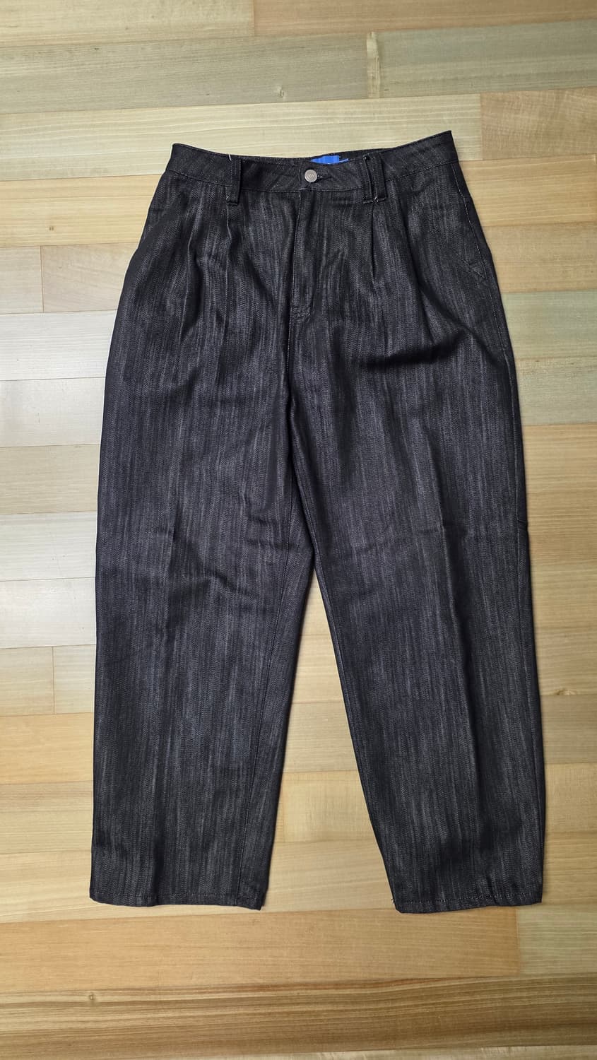 [신동품] 데케트 더블 플리츠 데님 / 블랙 32사이즈 상품이미지1