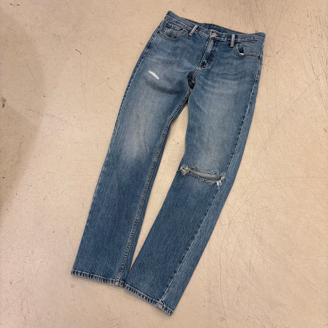 리바이스 511 데미지 데님 팬츠 상품이미지3