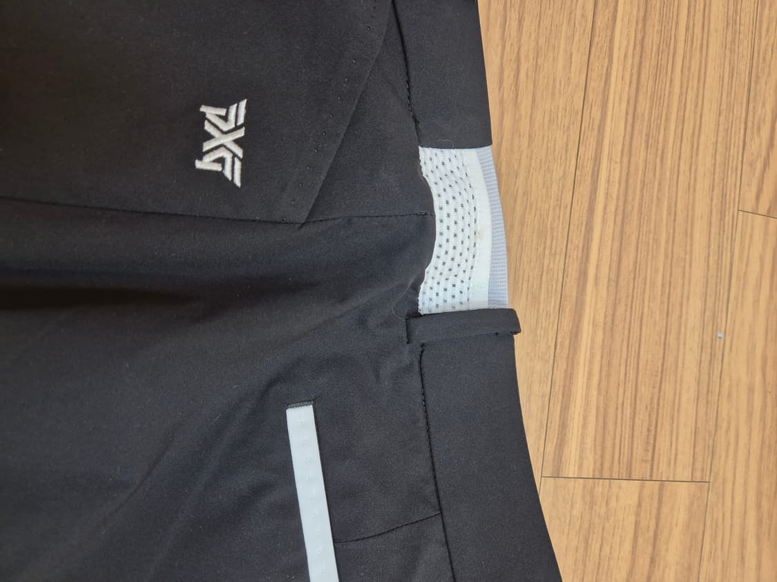 PXG 여성 골프 반바지입니다.

- 사이즈: XS
- 색상: 블랙
-  상품이미지5