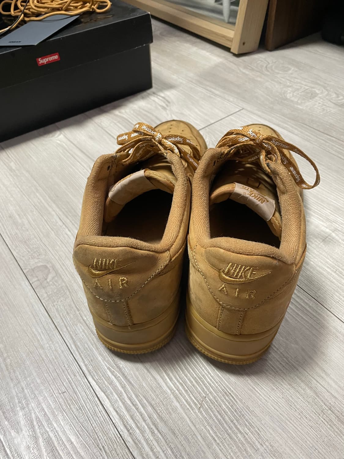 나이키 슈프림 된장 에어포스 270 상품이미지2