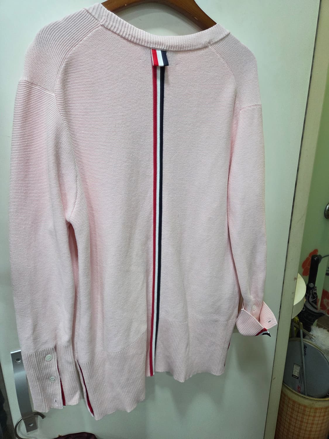 톰브라운 백 삼선 가디건 상품이미지4