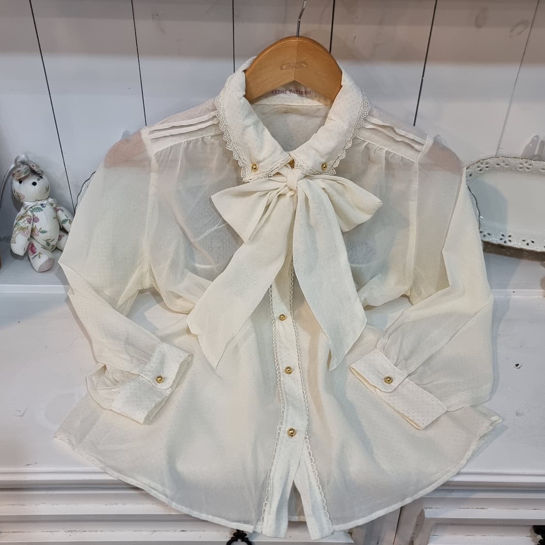 도트 시스루 리본 블라우스 상품이미지1