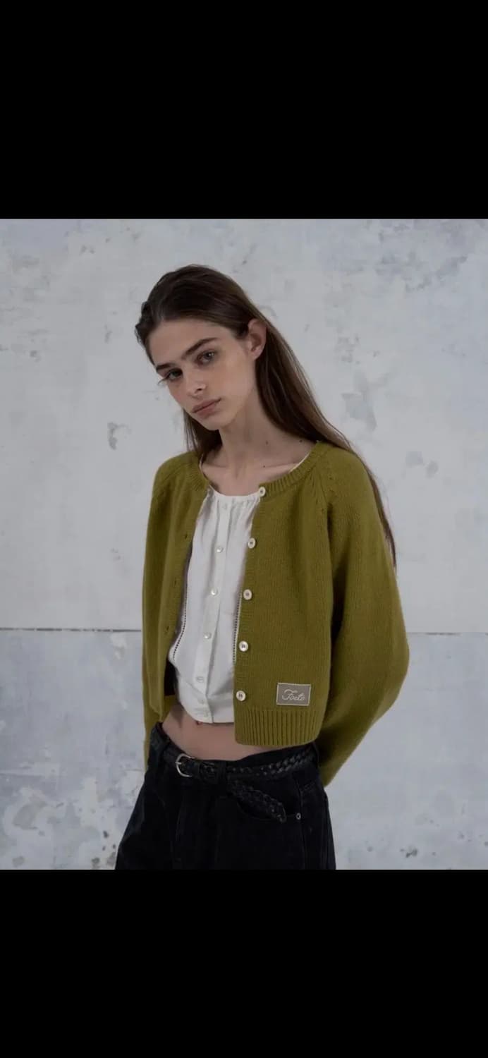 (1회착용) 포에토 powder cardigan 파우더 가디건 상품이미지3