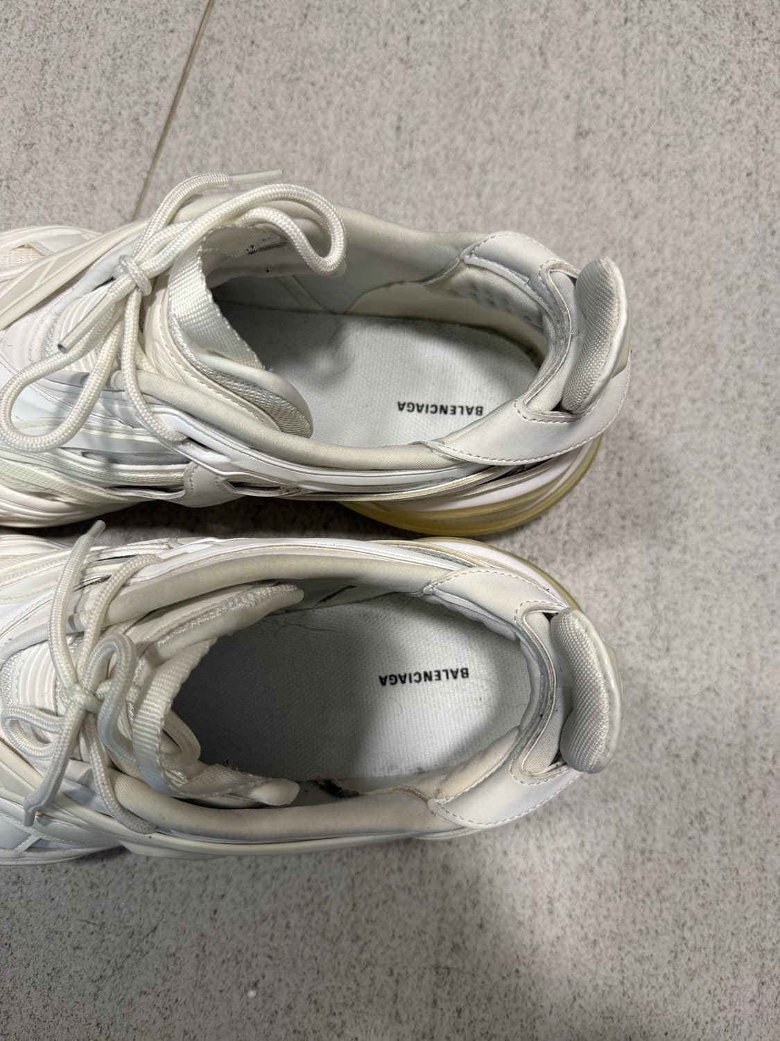 발렌시아가 타이렉스 45 상품이미지4