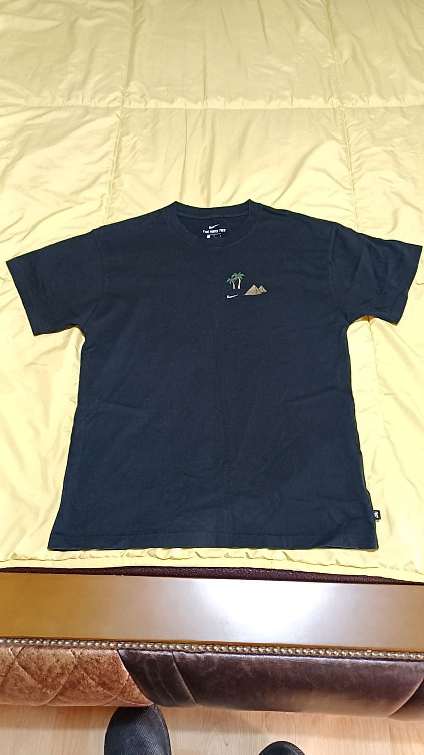 나이키SB 반팔 100 가슴51 기장70 상품이미지1