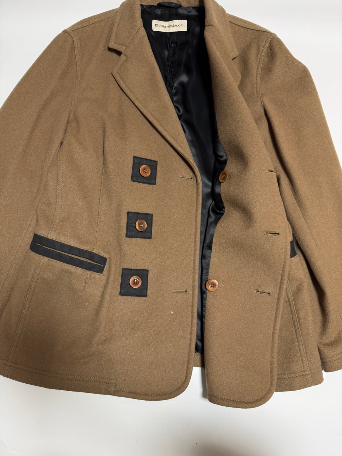 엠포리오 아르마니 스웨이드 버튼 자켓 상품이미지9