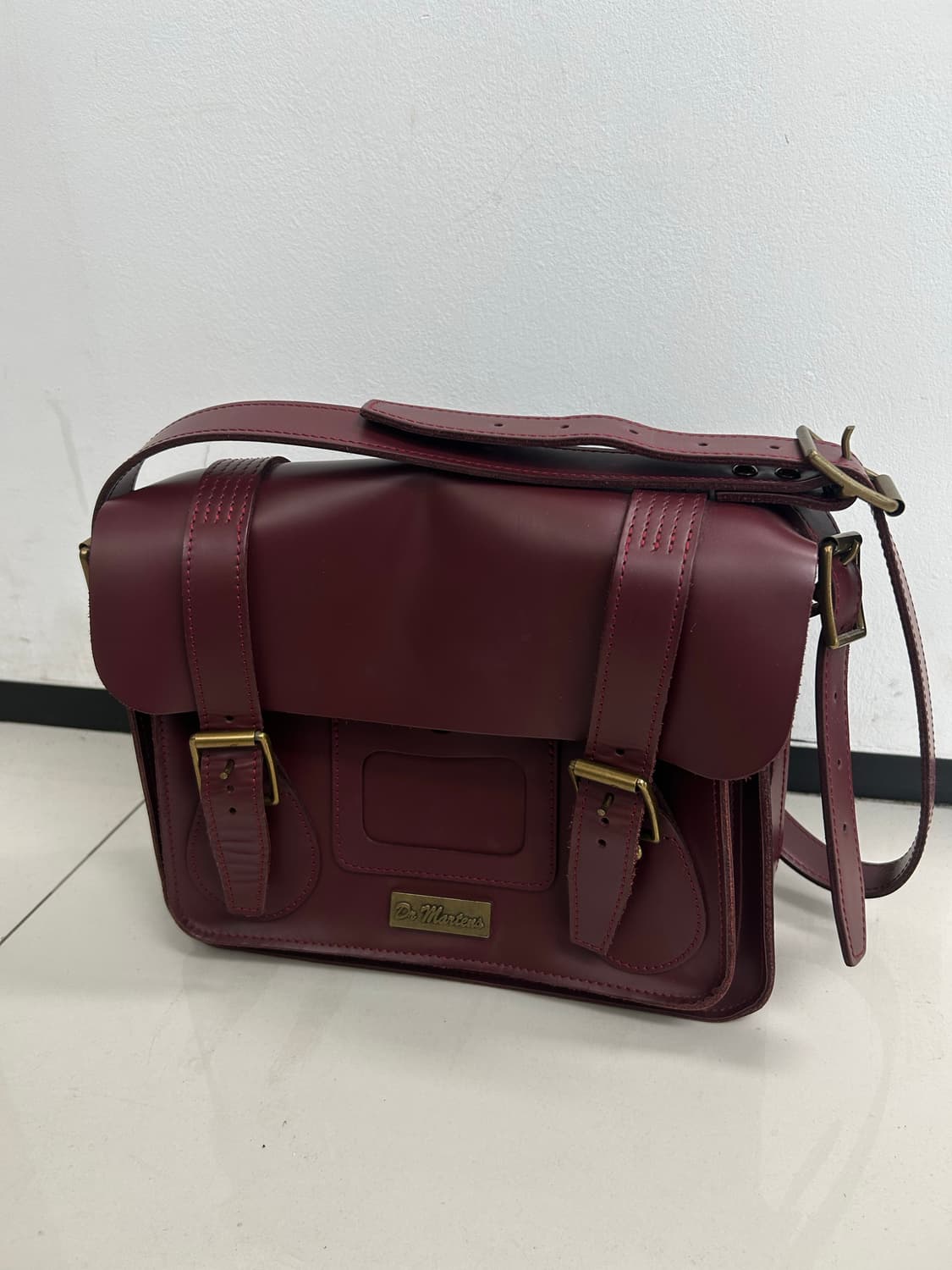 닥터마틴사첼백 와인크로스백 상품이미지1