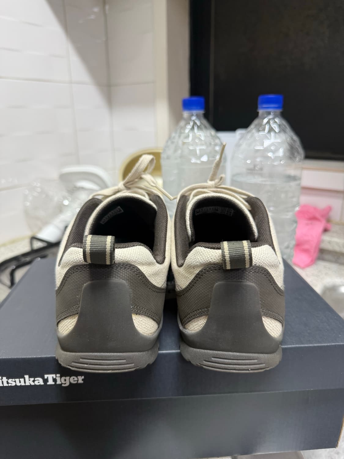 킨 재스퍼 스니커즈 내츄럴 캔버스 블랙 올리브 / 270사이즈 상품이미지5