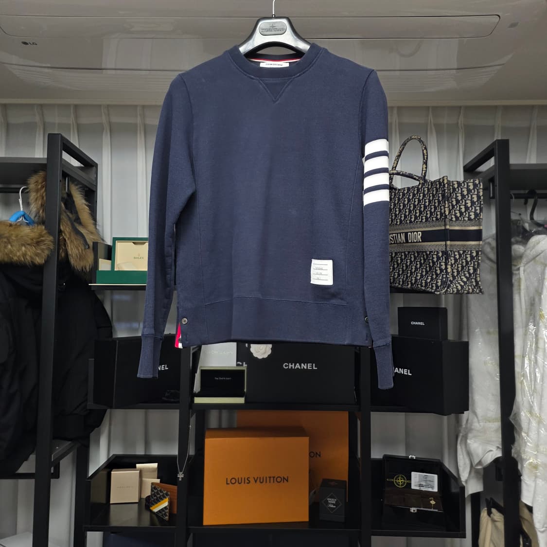 {클로젯}[2][백화점판]톰브라운 사선완장 맨투맨 상품이미지1