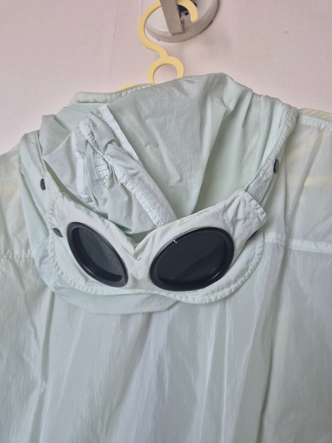 CP컴퍼니 고글자켓 바람막이 상품이미지3