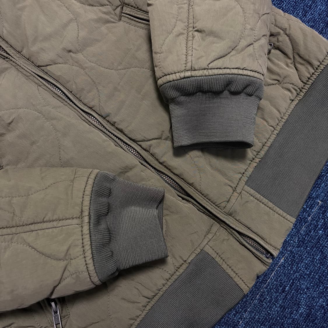 리바이스 퀄팅 집업 자켓 상품이미지2