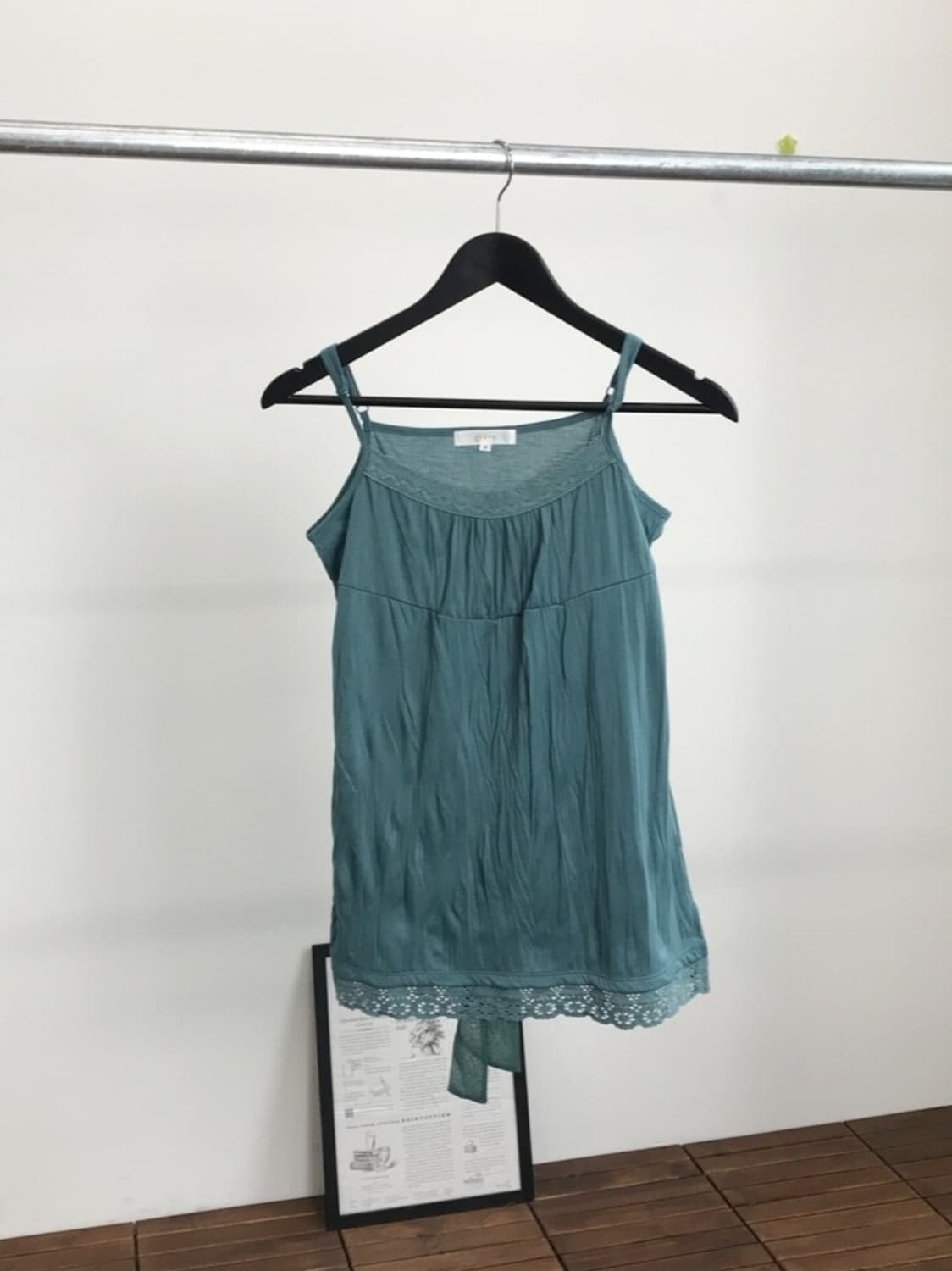 'Grove' Mint Sleeveless T-Shirts 상품이미지1