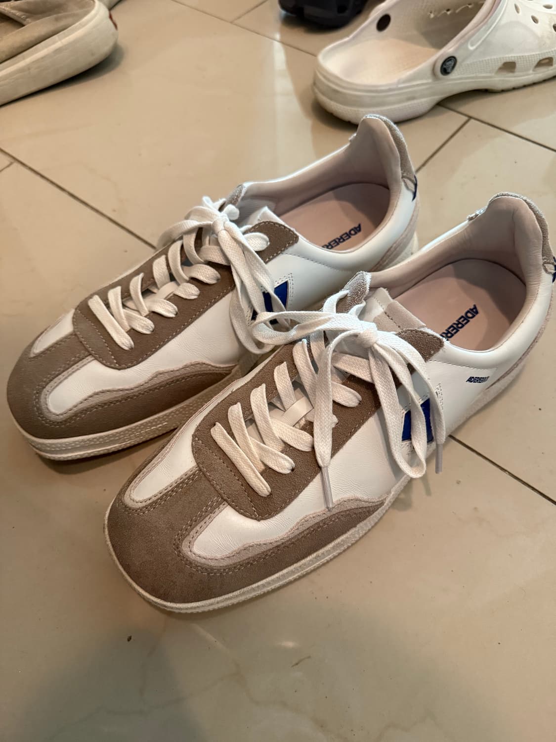 [280]아더에러 라프 오프 스니커즈 상품이미지1