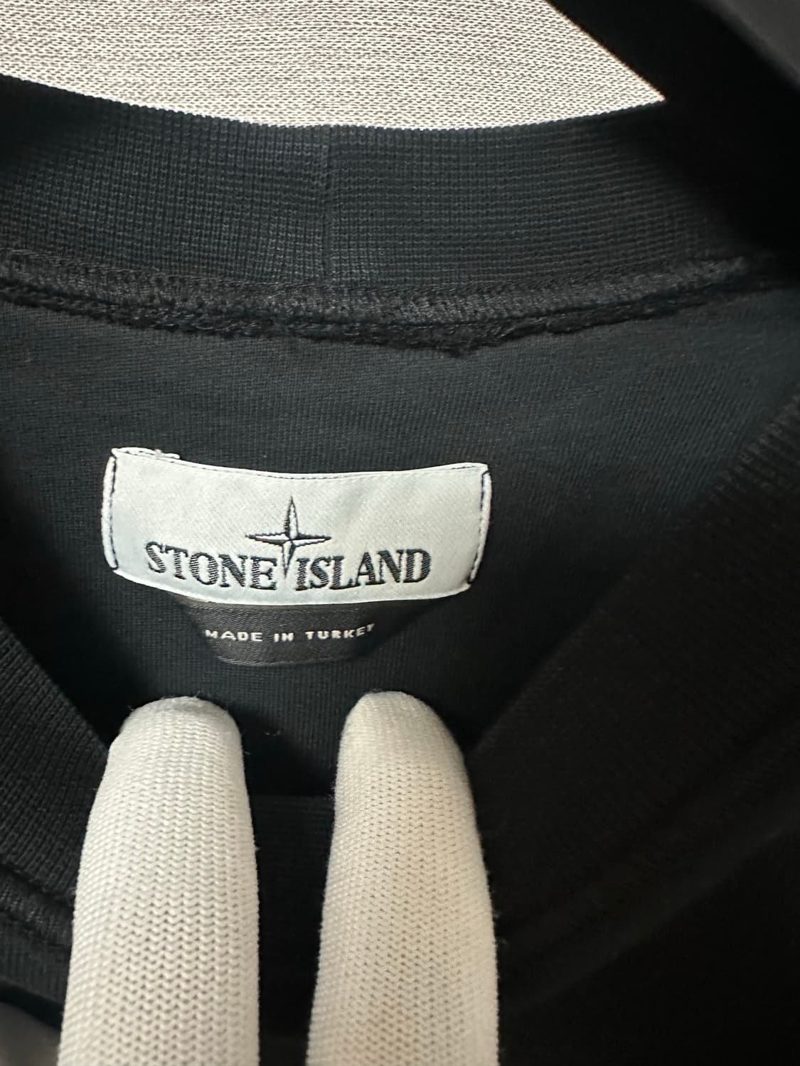 스톤아일랜드 맨투맨 블랙 (S) 상품이미지3