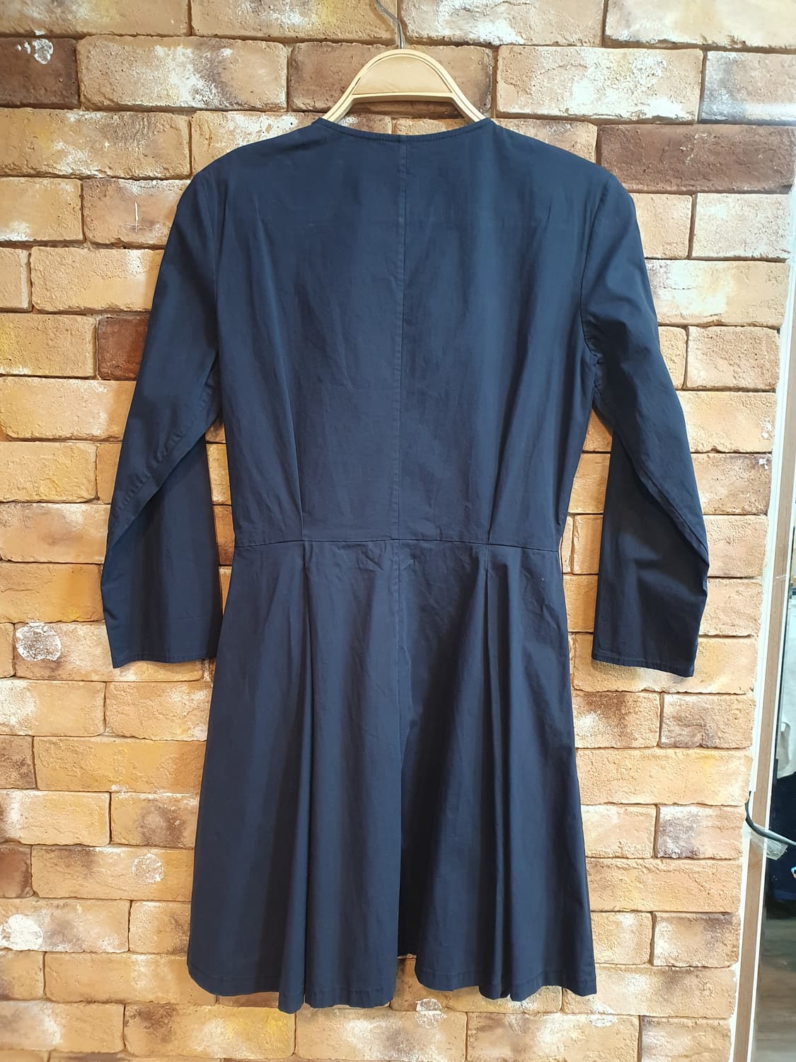 띠어리 네이비 지퍼원피스 상품이미지2