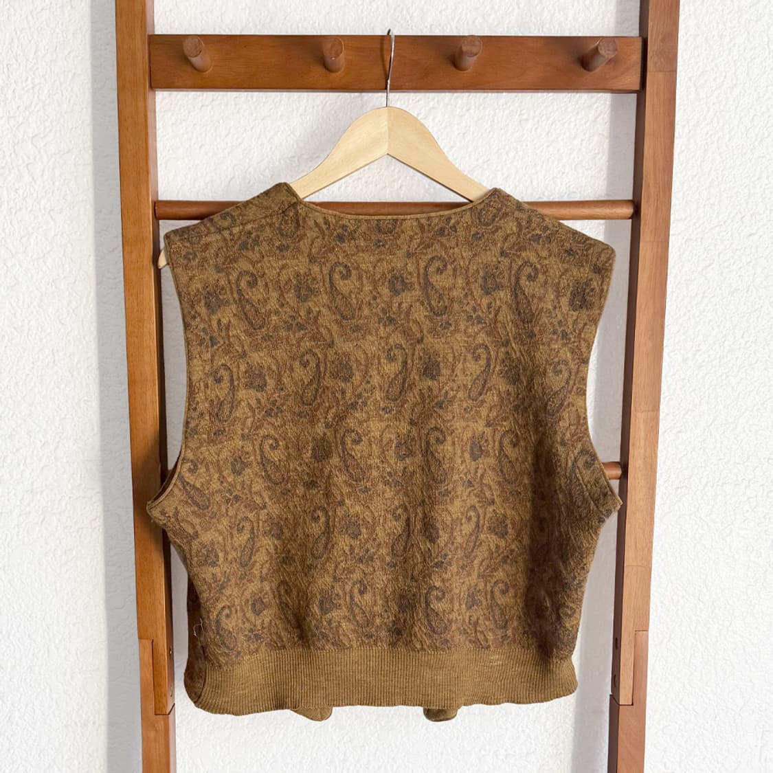 [GRAN SASSO] 올리브 모카 페이즐리 니트 베스트 상품이미지6