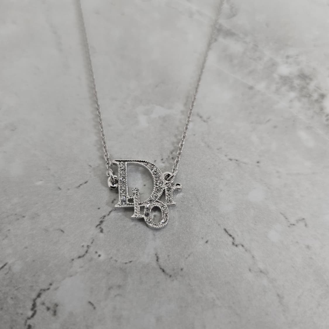 디올 오블리크 목걸이 판매 상품이미지4