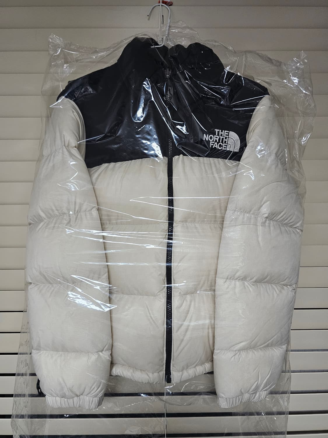 노스페이스 1996 에코눕시 크림 L(95) 상품이미지3