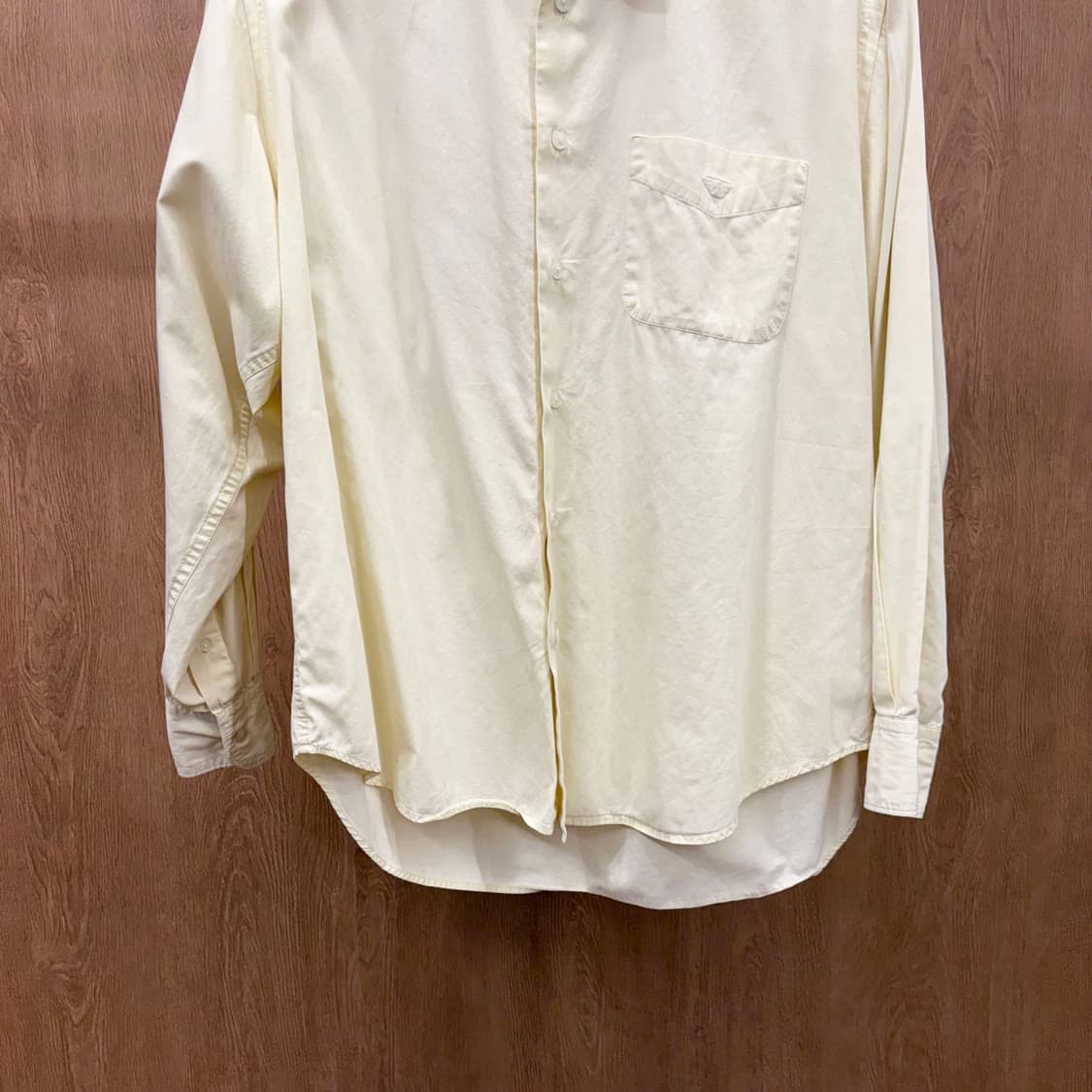 엠포리오 아르마니 코튼 긴팔 셔츠 클래식 스탠다드 카라 디테일 옐로우 상품이미지5