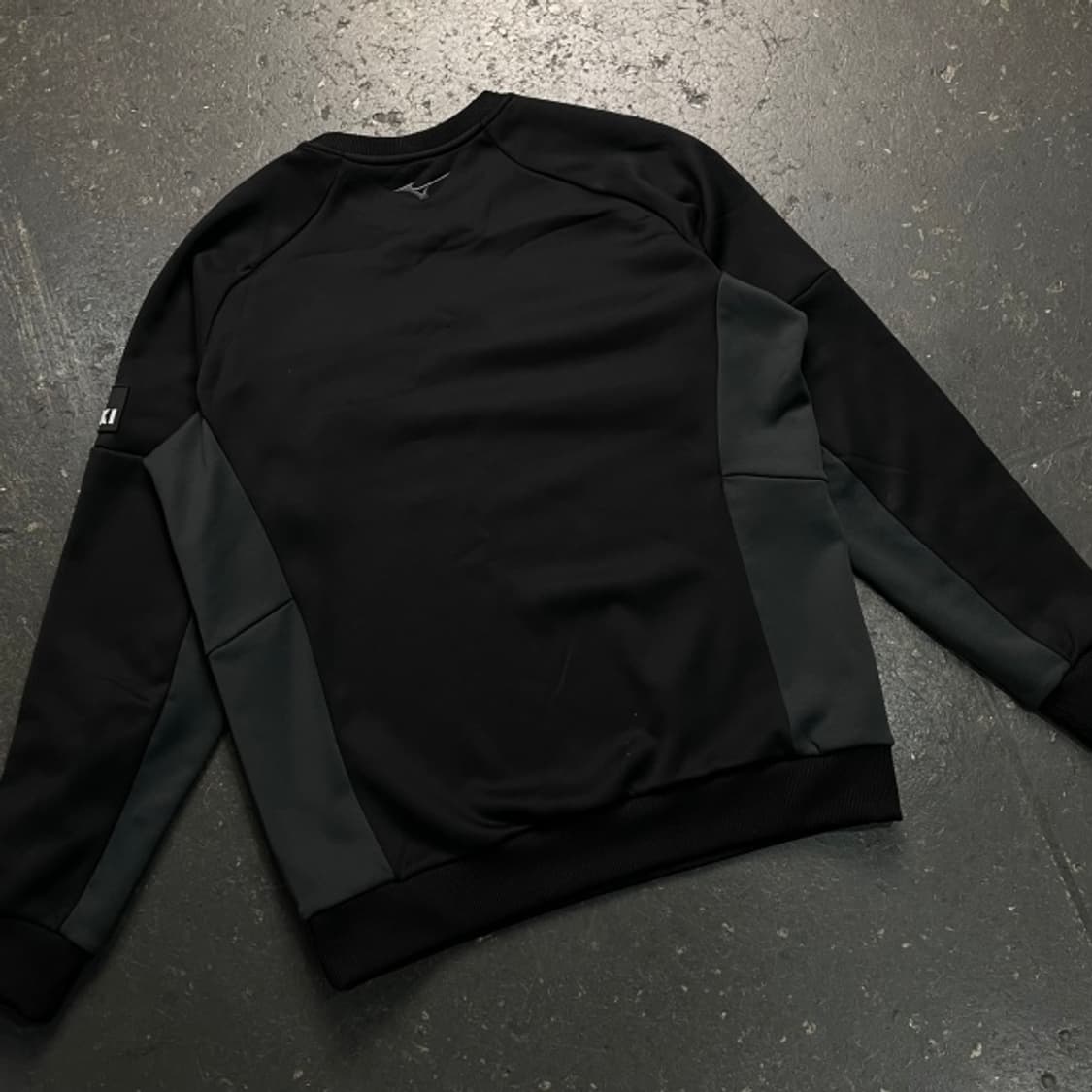 100 미즈노 크로스키 맨투맨 상품이미지5