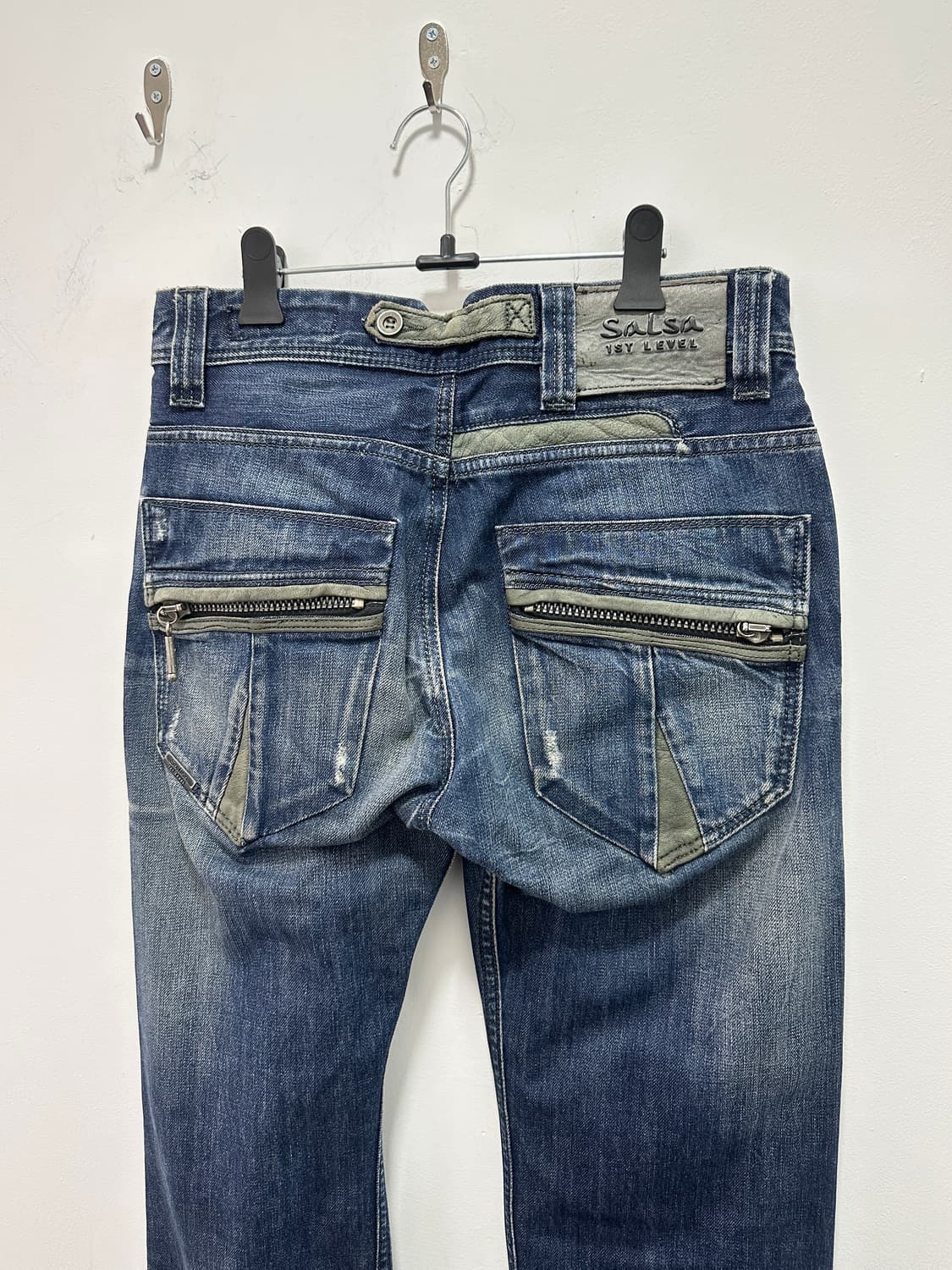 Leather detail zipper denim pants  상품이미지10