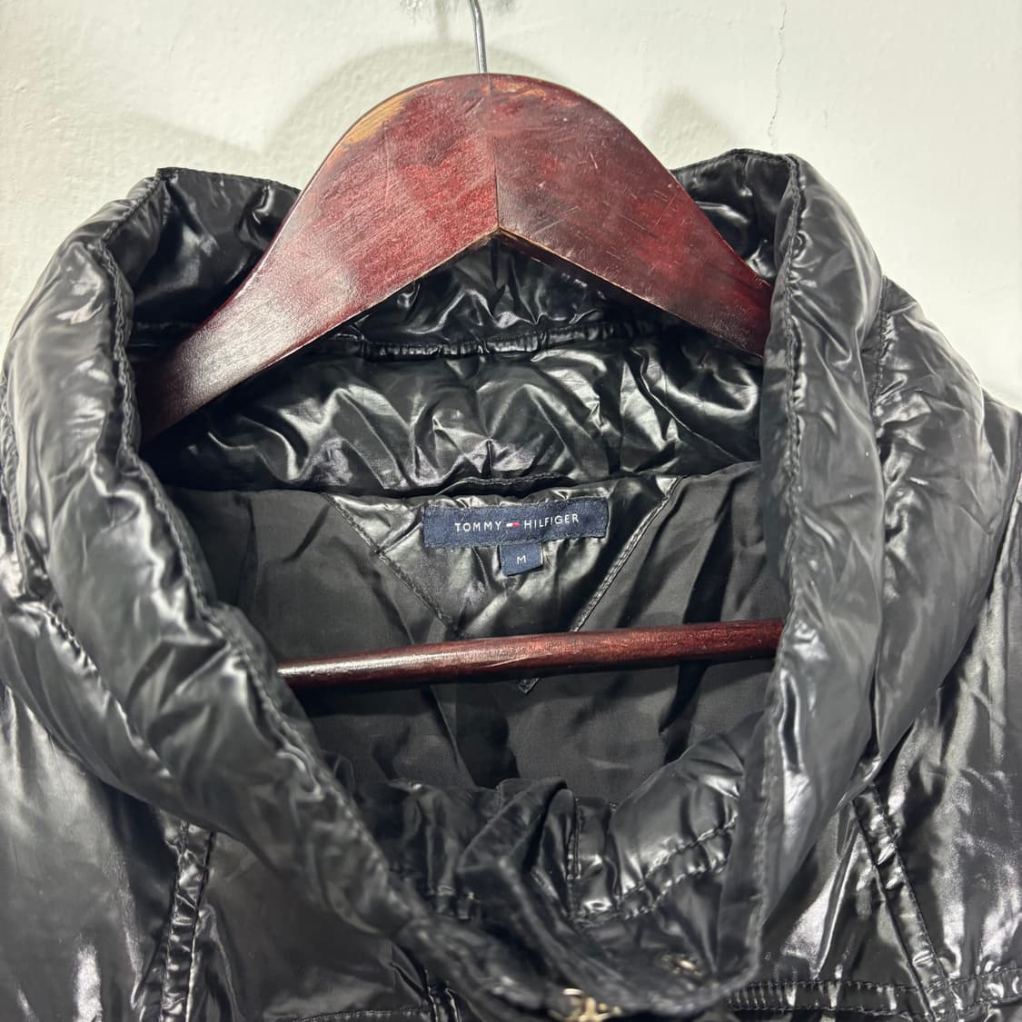 우먼M 타미힐피거 유광블랙 세미A라인 투웨이 덕다운 롱패딩 상품이미지4