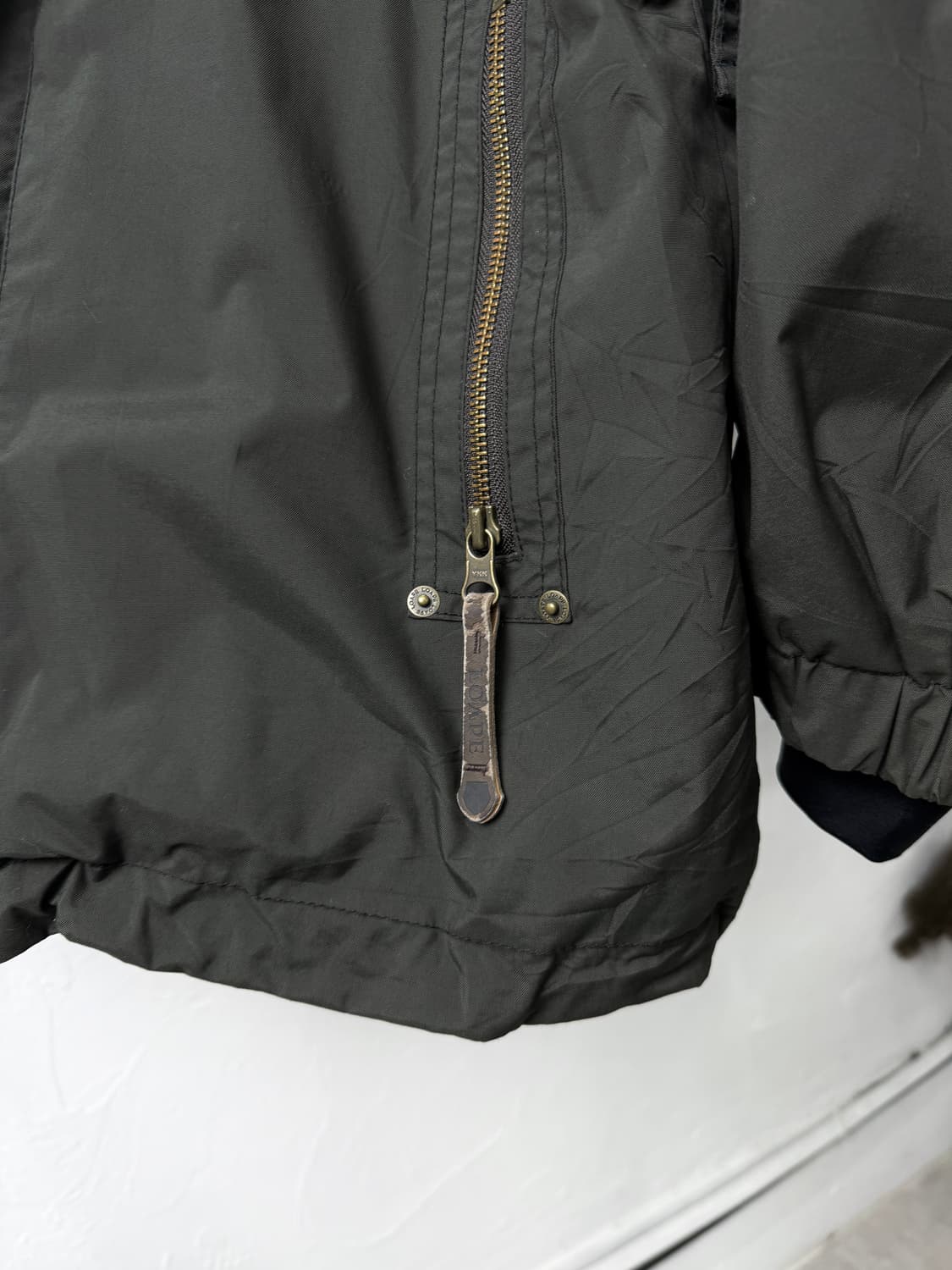 데상트 스키 후드 점퍼 상품이미지3