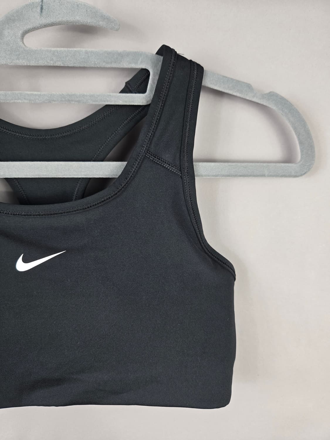 [무료배송]나이키 S 여성 브라탑 스포츠브라 블랙 상품이미지3