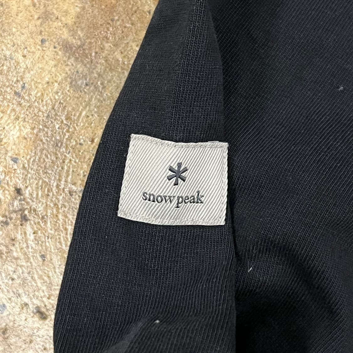 [정품/105] 스노우피크 블랙 긴팔 티셔츠 맨투맨 b18 상품이미지6