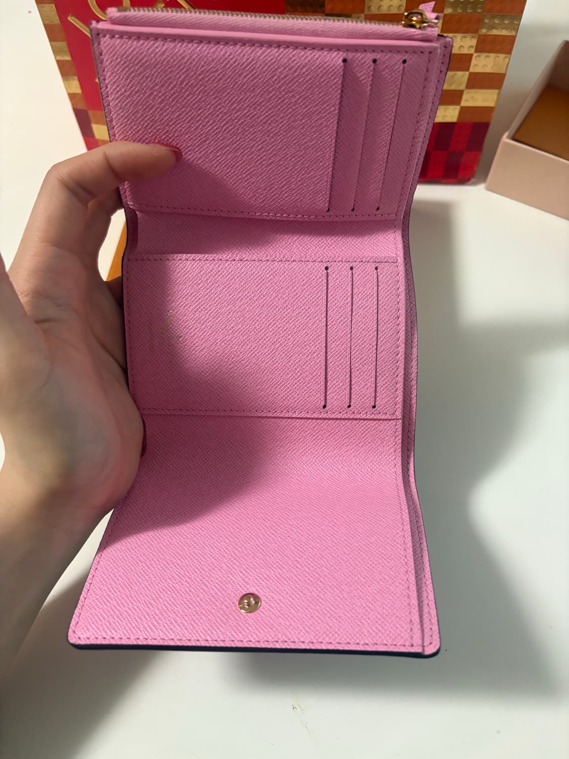 [한정판] 실착 0회 / 루이비통 모노그램 캔버스 크리스마스 에디션 상품이미지5