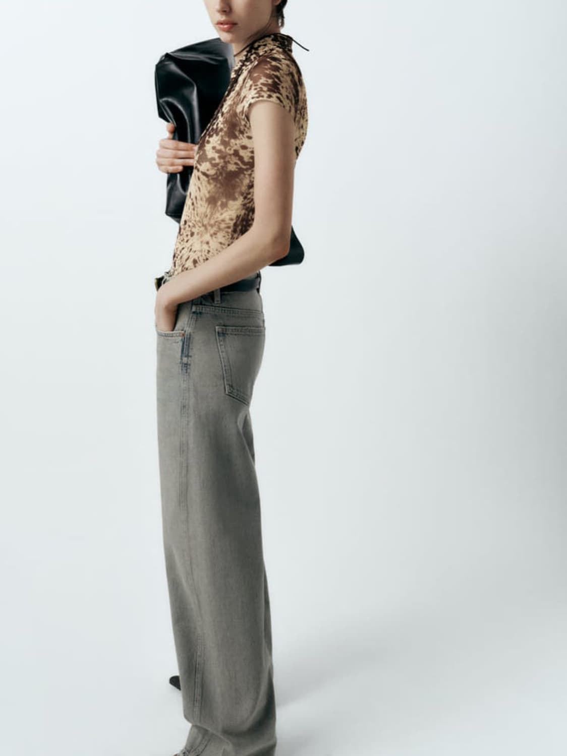 자라 JEANS TRF BALLOON 미드라이즈 상품이미지3