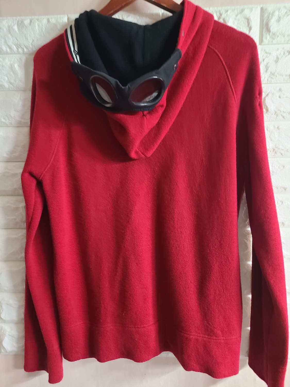 (수#)CP컴퍼니 고글 레드 니트 후드집업 상품이미지8