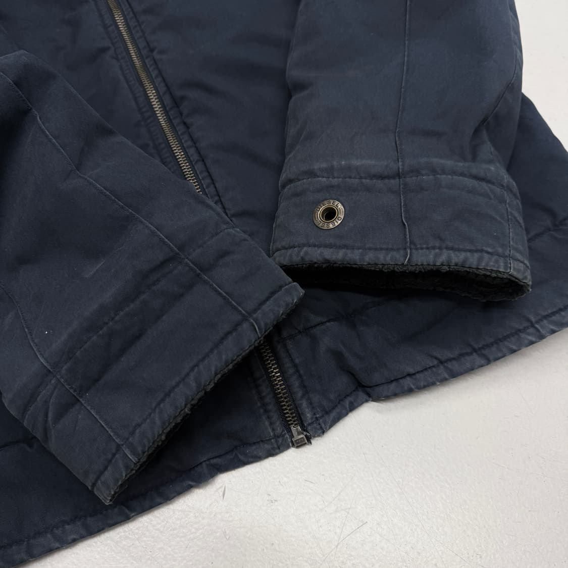 디젤 하이넥 워싱 무스탕 자켓 상품이미지6