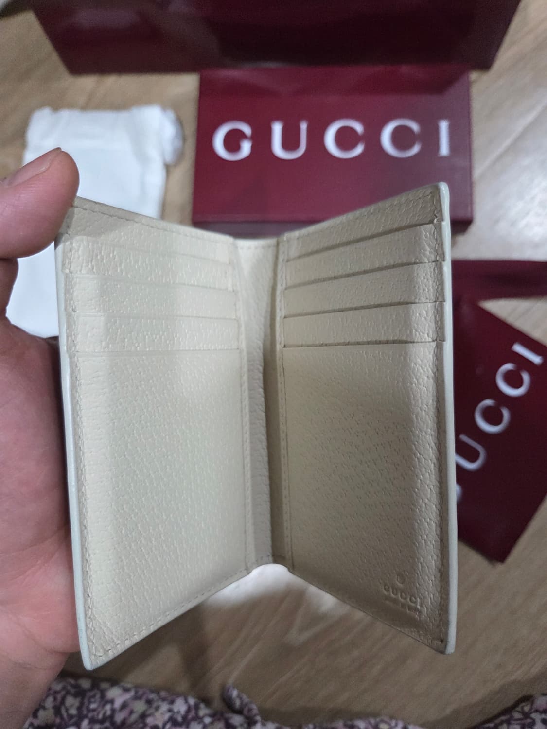 정품 구찌 카드지갑 상품이미지8