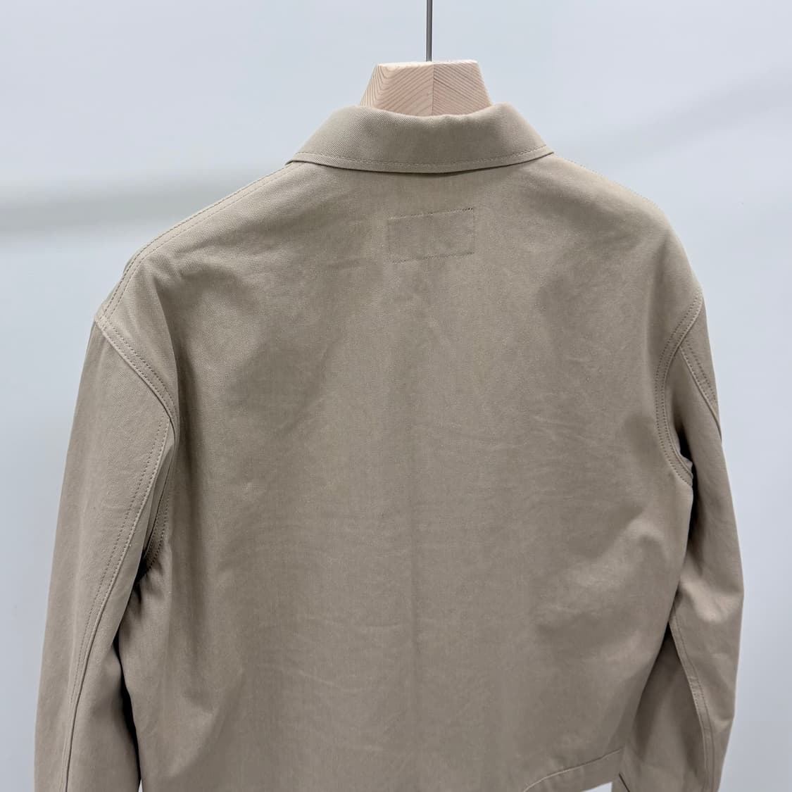 [S+급/L] 프라다 삼각로고 데님 블루종 베이지 자켓 상품이미지6